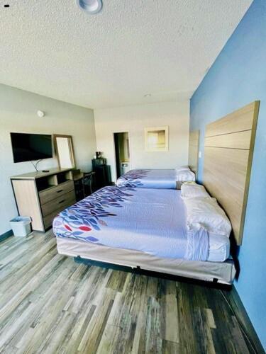Delux Inn เคลเบิร์น ภายนอก รูปภาพ